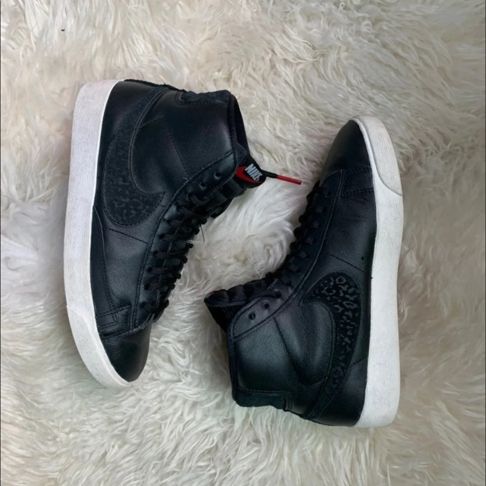 Nike Blazer Mid Rebel Sneakers!!